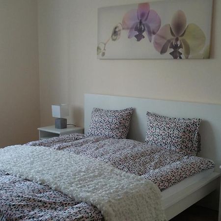 River Side Apartman Калоча Екстер'єр фото
